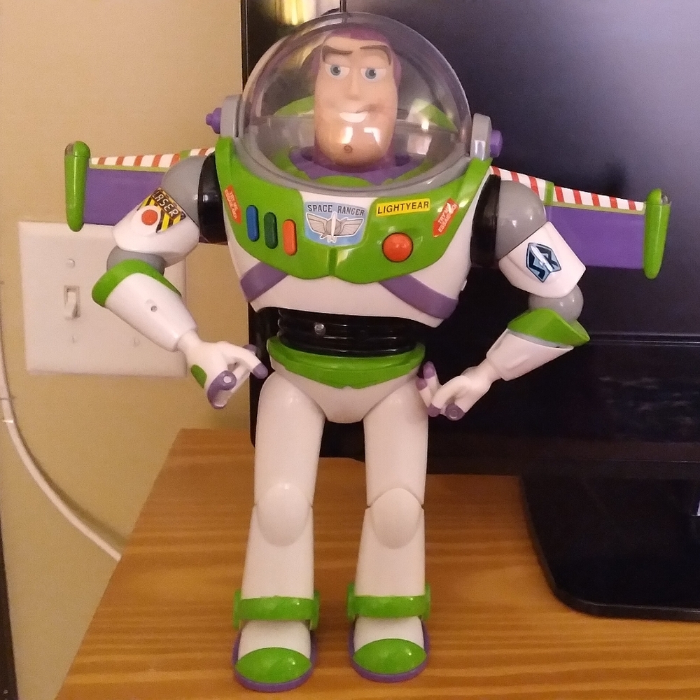Disney's Buzz Lightyear Toy/Action Doll